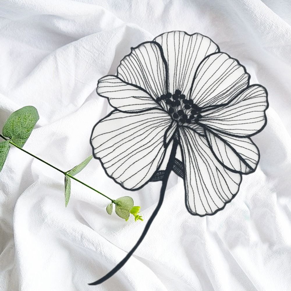 Embroidery On Black Shirt - Patch Bordir Bunga, Aplikasi Bunga Bordir,
