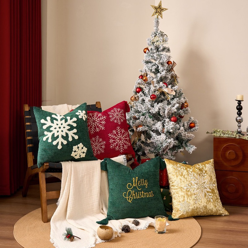 Sarung Bantal Motif Kepingan S - Embroidery Xmas Decorations ulasan dan harga